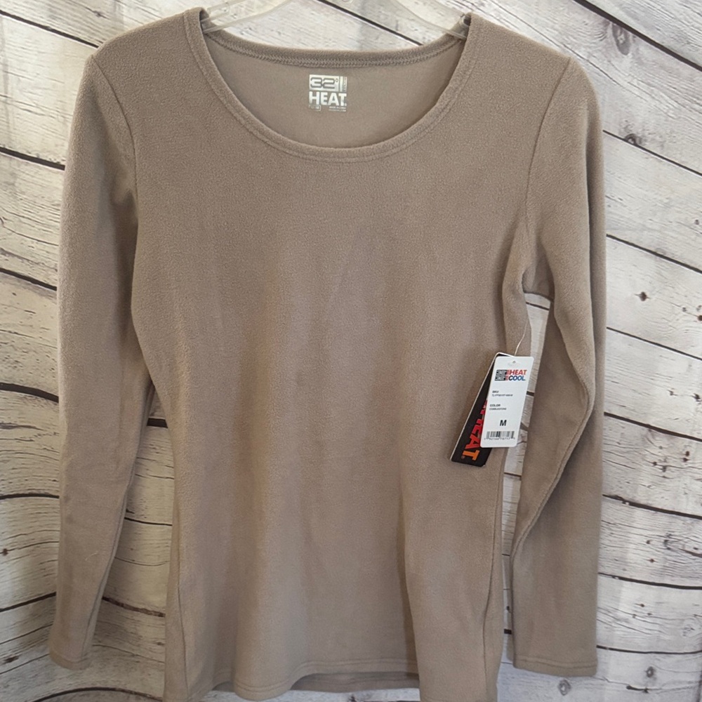 32 Degrees Women's Heavyweight Fleece Scoop Neck Long Sleeve Top